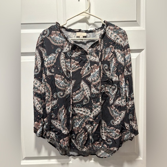 LOFT Tops - Loft Paisley Long Sleeve Blouse